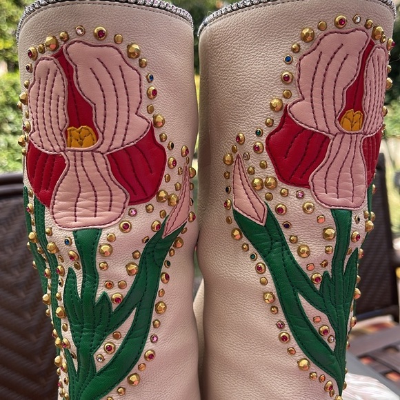 GUCCI 100% Authentic Fosca Floral crystal Embellishments Heel Boots Size 37/ 7 - Picture 4 of 14